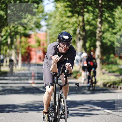 09.08.2026 - GEWOBA Citytriathlon Bremen Michael Burmester http://msf.ph/oto/9948205 09.08.2026 12:31:48 Radfahren 613, 647, 735, 799 meine-sportfotos.de