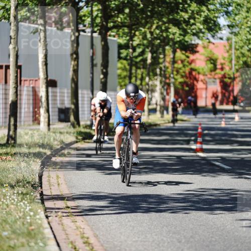 09.08.2026 - GEWOBA Citytriathlon Bremen Michael Burmester http://msf.ph/oto/9948216 09.08.2026 12:32:06 Radfahren 579, 650, 883, 884, 955, 990 meine-sportfotos.de