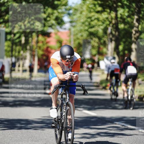 09.08.2026 - GEWOBA Citytriathlon Bremen Michael Burmester http://msf.ph/oto/9948217 09.08.2026 12:32:07 Radfahren 579, 650, 883, 884, 924, 955, 990 meine-sportfotos.de