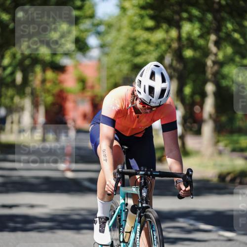 09.08.2026 - GEWOBA Citytriathlon Bremen Michael Burmester http://msf.ph/oto/9948222 09.08.2026 12:32:10 Radfahren 579, 650, 867, 884, 920, 924, 955, 990 meine-sportfotos.de