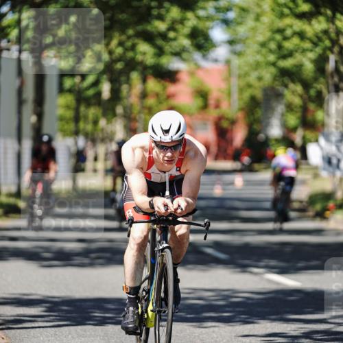 09.08.2026 - GEWOBA Citytriathlon Bremen Michael Burmester http://msf.ph/oto/9948227 09.08.2026 12:32:16 Radfahren 579, 650, 765, 867, 884, 920, 924, 955, 990, 1006 meine-sportfotos.de