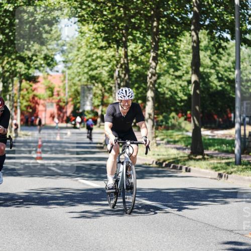 09.08.2026 - GEWOBA Citytriathlon Bremen Michael Burmester http://msf.ph/oto/9948238 09.08.2026 12:32:28 Radfahren 590, 594, 680, 765, 867, 874, 920, 1006 meine-sportfotos.de