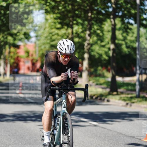 09.08.2026 - GEWOBA Citytriathlon Bremen Michael Burmester http://msf.ph/oto/9948246 09.08.2026 12:32:31 Radfahren 590, 594, 680, 765, 874, 1006, 1008 meine-sportfotos.de