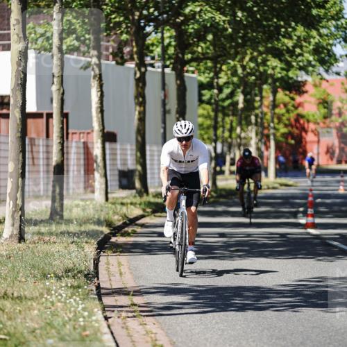 09.08.2026 - GEWOBA Citytriathlon Bremen Michael Burmester http://msf.ph/oto/9948253 09.08.2026 12:32:46 Radfahren 636, 875, 921, 983, 1008, 1137 meine-sportfotos.de