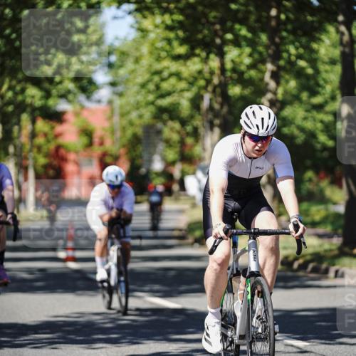 09.08.2026 - GEWOBA Citytriathlon Bremen Michael Burmester http://msf.ph/oto/9948266 09.08.2026 12:33:16 Radfahren 730, 769, 879, 930, 1006 meine-sportfotos.de