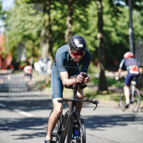 09.08.2026 - GEWOBA Citytriathlon Bremen Michael Burmester http://msf.ph/oto/9948272 09.08.2026 12:33:19 Radfahren 730, 769, 879, 930, 1006 meine-sportfotos.de