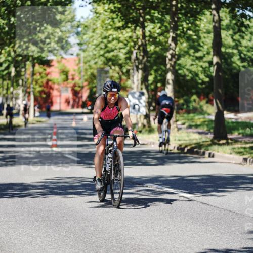 09.08.2026 - GEWOBA Citytriathlon Bremen Michael Burmester http://msf.ph/oto/9948276 09.08.2026 12:33:22 Radfahren 730, 769, 879, 880, 930, 1133 meine-sportfotos.de