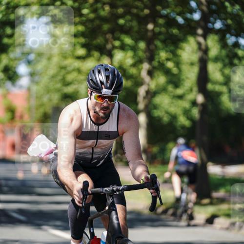 09.08.2026 - GEWOBA Citytriathlon Bremen Michael Burmester http://msf.ph/oto/9948301 09.08.2026 12:33:52 Radfahren 648, 750, 784, 914, 932, 1006, 1158 meine-sportfotos.de