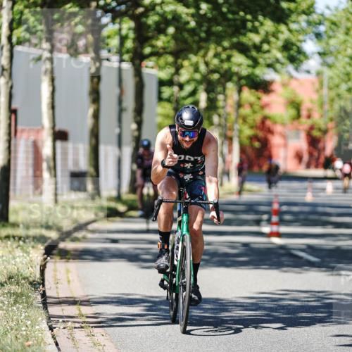 09.08.2026 - GEWOBA Citytriathlon Bremen Michael Burmester http://msf.ph/oto/9948303 09.08.2026 12:33:53 Radfahren 648, 750, 784, 914, 932, 1006, 1158 meine-sportfotos.de