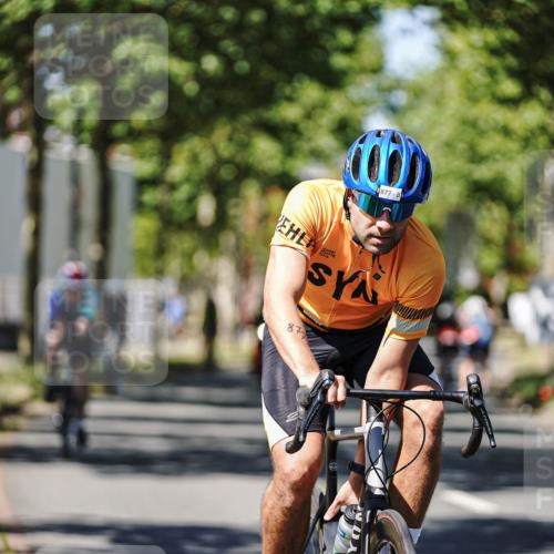 09.08.2026 - GEWOBA Citytriathlon Bremen Michael Burmester http://msf.ph/oto/9948315 09.08.2026 12:34:03 Radfahren 545, 655, 877, 914, 932, 1015, 1158 meine-sportfotos.de