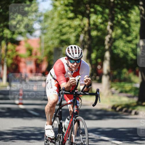 09.08.2026 - GEWOBA Citytriathlon Bremen Michael Burmester http://msf.ph/oto/9948332 09.08.2026 12:34:16 Radfahren 545, 611, 655, 877, 1013, 1015, 1143, 1160 meine-sportfotos.de