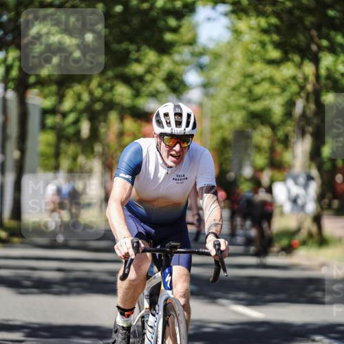 09.08.2026 - GEWOBA Citytriathlon Bremen Michael Burmester http://msf.ph/oto/9948346 09.08.2026 12:34:27 Radfahren 569, 611, 716, 733, 808, 1013, 1130, 1160 meine-sportfotos.de
