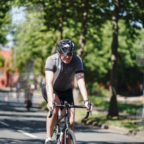 09.08.2026 - GEWOBA Citytriathlon Bremen Michael Burmester http://msf.ph/oto/9948347 09.08.2026 12:34:28 Radfahren 569, 611, 716, 726, 733, 808, 1013, 1130, 1160 meine-sportfotos.de