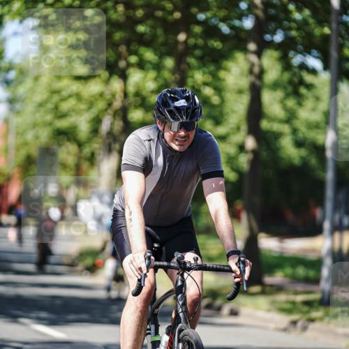 09.08.2026 - GEWOBA Citytriathlon Bremen Michael Burmester http://msf.ph/oto/9948348 09.08.2026 12:34:28 Radfahren 569, 611, 716, 726, 733, 808, 1013, 1130, 1160 meine-sportfotos.de