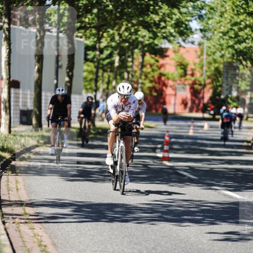 09.08.2026 - GEWOBA Citytriathlon Bremen Michael Burmester http://msf.ph/oto/9948350 09.08.2026 12:34:30 Radfahren 569, 611, 628, 716, 726, 733, 808, 1013, 1130, 1160 meine-sportfotos.de