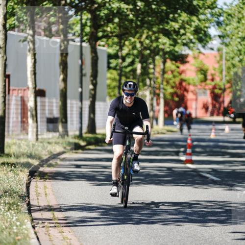 09.08.2026 - GEWOBA Citytriathlon Bremen Michael Burmester http://msf.ph/oto/9948382 09.08.2026 12:34:57 Radfahren 557, 638, 756, 855, 939, 1145 meine-sportfotos.de