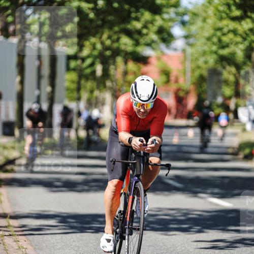 09.08.2026 - GEWOBA Citytriathlon Bremen Michael Burmester http://msf.ph/oto/9948390 09.08.2026 12:35:06 Radfahren 555, 574, 598, 624, 638, 756, 778, 807 meine-sportfotos.de