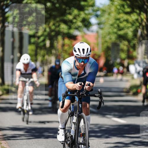 09.08.2026 - GEWOBA Citytriathlon Bremen Michael Burmester http://msf.ph/oto/9948398 09.08.2026 12:35:11 Radfahren 555, 574, 598, 609, 624, 778, 804, 807, 846, 1138 meine-sportfotos.de
