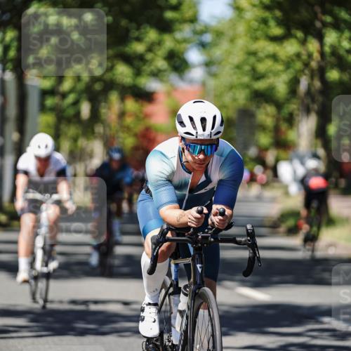 09.08.2026 - GEWOBA Citytriathlon Bremen Michael Burmester http://msf.ph/oto/9948399 09.08.2026 12:35:11 Radfahren 555, 574, 598, 609, 624, 778, 804, 807, 846, 1138 meine-sportfotos.de