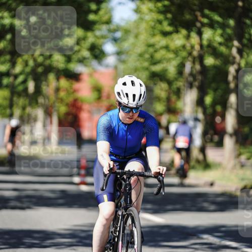09.08.2026 - GEWOBA Citytriathlon Bremen Michael Burmester http://msf.ph/oto/9948424 09.08.2026 12:35:41 Radfahren 552, 758, 814, 895 meine-sportfotos.de
