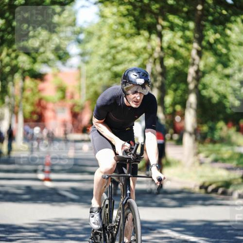 09.08.2026 - GEWOBA Citytriathlon Bremen Michael Burmester http://msf.ph/oto/9948436 09.08.2026 12:35:51 Radfahren 595, 758, 803, 814, 820, 869, 895, 1009, 1155 meine-sportfotos.de