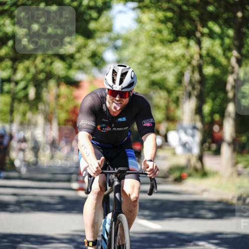 09.08.2026 - GEWOBA Citytriathlon Bremen Michael Burmester http://msf.ph/oto/9948439 09.08.2026 12:35:54 Radfahren 595, 758, 803, 814, 820, 869, 895, 901, 918, 1009, 1155 meine-sportfotos.de