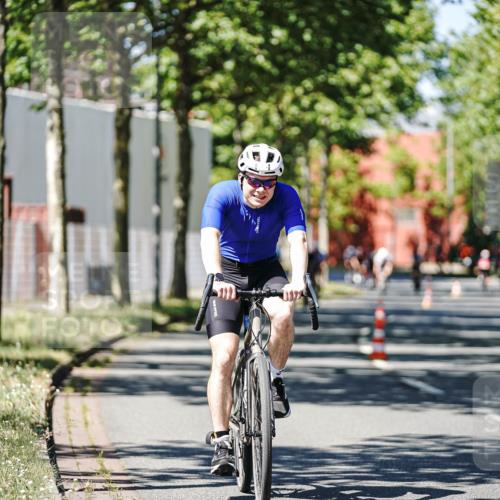 09.08.2026 - GEWOBA Citytriathlon Bremen Michael Burmester http://msf.ph/oto/9948457 09.08.2026 12:36:05 Radfahren 564, 565, 595, 737, 781, 803, 820, 869, 901, 918, 981, 1009, 1119, 1155 meine-sportfotos.de