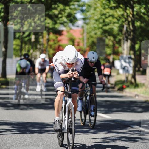 09.08.2026 - GEWOBA Citytriathlon Bremen Michael Burmester http://msf.ph/oto/9948471 09.08.2026 12:36:13 Radfahren 560, 562, 564, 565, 682, 737, 781, 901, 948, 981, 1110, 1119, 1139 meine-sportfotos.de
