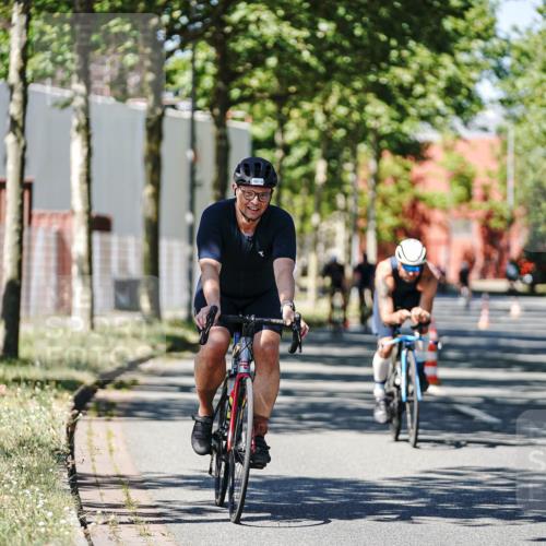 09.08.2026 - GEWOBA Citytriathlon Bremen Michael Burmester http://msf.ph/oto/9948481 09.08.2026 12:36:19 Radfahren 560, 562, 565, 668, 673, 682, 748, 780, 781, 864, 948, 981, 1110, 1119, 1139 meine-sportfotos.de