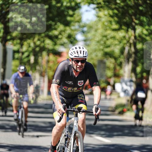 09.08.2026 - GEWOBA Citytriathlon Bremen Michael Burmester http://msf.ph/oto/9948485 09.08.2026 12:36:25 Radfahren 560, 562, 668, 673, 682, 748, 749, 780, 781, 864, 948, 1110, 1118, 1129, 1139, 1146 meine-sportfotos.de