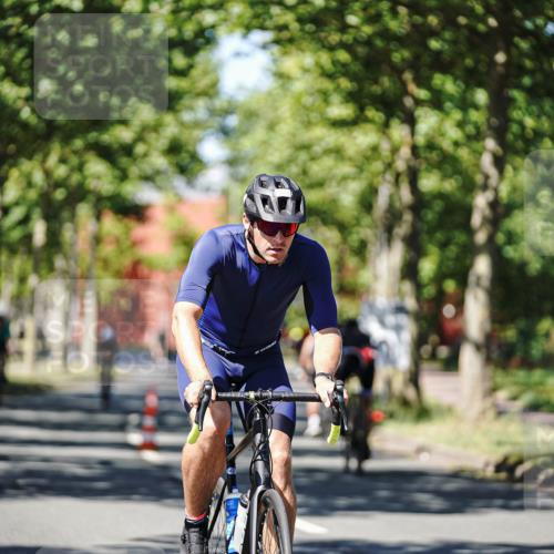 09.08.2026 - GEWOBA Citytriathlon Bremen Michael Burmester http://msf.ph/oto/9948486 09.08.2026 12:36:26 Radfahren 560, 562, 668, 673, 682, 748, 749, 780, 864, 948, 979, 1110, 1118, 1129, 1139, 1146 meine-sportfotos.de