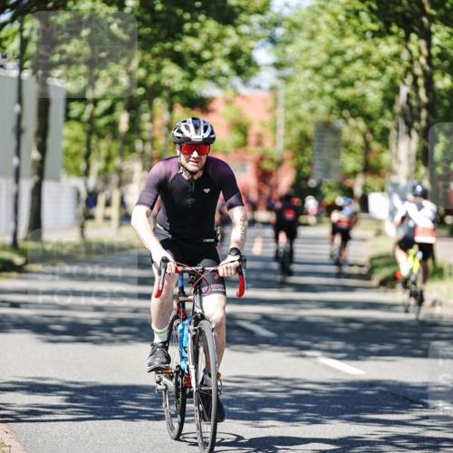 09.08.2026 - GEWOBA Citytriathlon Bremen Michael Burmester http://msf.ph/oto/9948509 09.08.2026 12:36:41 Radfahren 653, 699, 861, 970, 979, 1005, 1118, 1129, 1146 meine-sportfotos.de