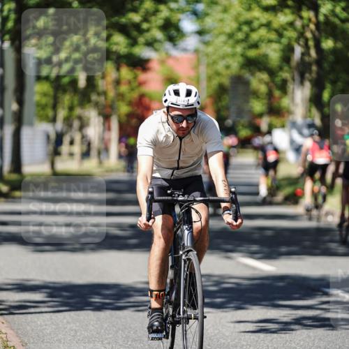 09.08.2026 - GEWOBA Citytriathlon Bremen Michael Burmester http://msf.ph/oto/9948524 09.08.2026 12:36:51 Radfahren 699, 823, 861, 943, 970, 1005, 1147 meine-sportfotos.de