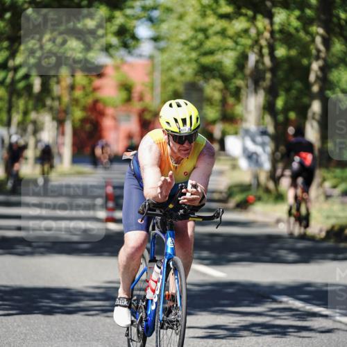 09.08.2026 - GEWOBA Citytriathlon Bremen Michael Burmester http://msf.ph/oto/9948526 09.08.2026 12:36:58 Radfahren 787, 823, 861, 872, 943, 970, 1147 meine-sportfotos.de