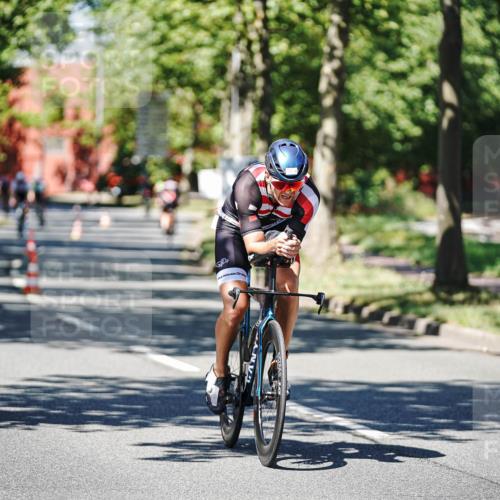 09.08.2026 - GEWOBA Citytriathlon Bremen Michael Burmester http://msf.ph/oto/9948535 09.08.2026 12:37:02 Radfahren 787, 823, 872, 943, 1126, 1147 meine-sportfotos.de