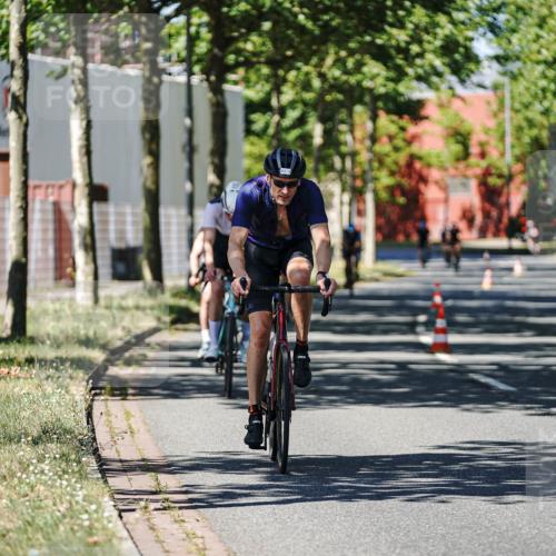 09.08.2026 - GEWOBA Citytriathlon Bremen Michael Burmester http://msf.ph/oto/9948539 09.08.2026 12:37:07 Radfahren 566, 728, 744, 787, 788, 812, 823, 872, 943, 1126, 1142 meine-sportfotos.de