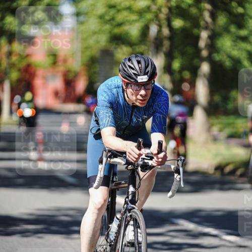 09.08.2026 - GEWOBA Citytriathlon Bremen Michael Burmester http://msf.ph/oto/9948558 09.08.2026 12:37:18 Radfahren 566, 568, 627, 728, 744, 788, 790, 792, 812, 839, 938, 1126, 1142 meine-sportfotos.de