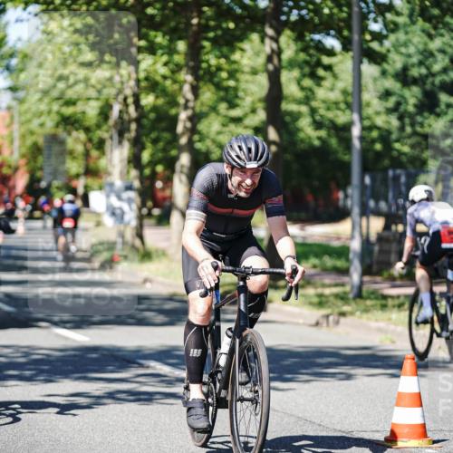 09.08.2026 - GEWOBA Citytriathlon Bremen Michael Burmester http://msf.ph/oto/9948562 09.08.2026 12:37:22 Radfahren 566, 568, 627, 728, 744, 788, 790, 792, 812, 839, 938, 1142 meine-sportfotos.de