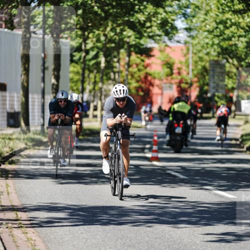 09.08.2026 - GEWOBA Citytriathlon Bremen Michael Burmester http://msf.ph/oto/9948589 09.08.2026 12:37:49 Radfahren 559, 571, 639, 687, 727, 745, 1114 meine-sportfotos.de