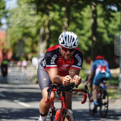 09.08.2026 - GEWOBA Citytriathlon Bremen Michael Burmester http://msf.ph/oto/9948595 09.08.2026 12:37:51 Radfahren 559, 571, 639, 687, 745, 1114 meine-sportfotos.de