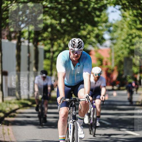 09.08.2026 - GEWOBA Citytriathlon Bremen Michael Burmester http://msf.ph/oto/9948621 09.08.2026 12:38:14 Radfahren 596, 603, 672, 762, 763, 806, 886, 897, 911, 960, 1113 meine-sportfotos.de
