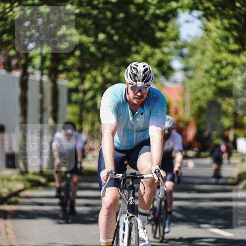09.08.2026 - GEWOBA Citytriathlon Bremen Michael Burmester http://msf.ph/oto/9948622 09.08.2026 12:38:14 Radfahren 596, 603, 672, 762, 763, 806, 886, 897, 911, 960, 1113 meine-sportfotos.de