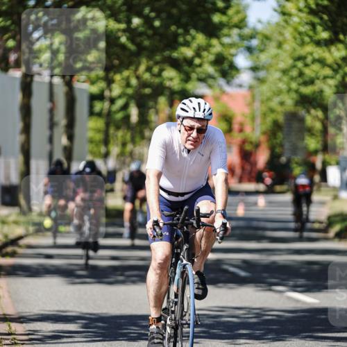 09.08.2026 - GEWOBA Citytriathlon Bremen Michael Burmester http://msf.ph/oto/9948648 09.08.2026 12:38:38 Radfahren 541, 572, 577, 623, 637, 667, 695, 838, 844, 912, 1111, 1156 meine-sportfotos.de