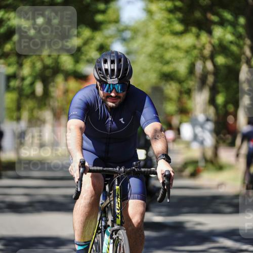 09.08.2026 - GEWOBA Citytriathlon Bremen Michael Burmester http://msf.ph/oto/9948656 09.08.2026 12:38:42 Radfahren 572, 577, 625, 637, 667, 798, 838, 844, 912, 1003, 1111, 1156 meine-sportfotos.de