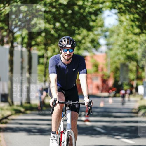09.08.2026 - GEWOBA Citytriathlon Bremen Michael Burmester http://msf.ph/oto/9948665 09.08.2026 12:38:51 Radfahren 572, 577, 625, 667, 798, 838, 902, 1003, 1111, 1156 meine-sportfotos.de