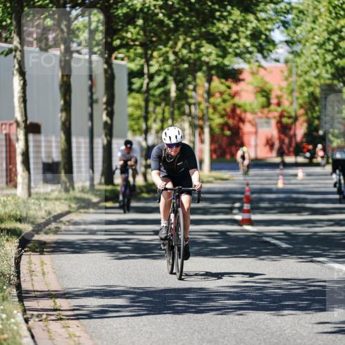 09.08.2026 - GEWOBA Citytriathlon Bremen Michael Burmester http://msf.ph/oto/9948684 09.08.2026 12:39:11 Radfahren 664, 694, 759, 770, 776, 931, 1124 meine-sportfotos.de