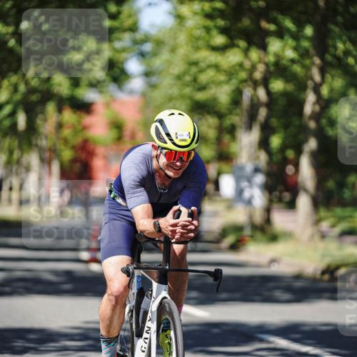 09.08.2026 - GEWOBA Citytriathlon Bremen Michael Burmester http://msf.ph/oto/9948691 09.08.2026 12:39:20 Radfahren 656, 664, 705, 817, 931 meine-sportfotos.de