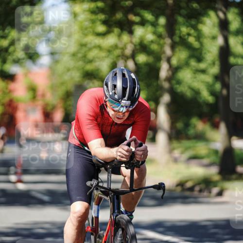 09.08.2026 - GEWOBA Citytriathlon Bremen Michael Burmester http://msf.ph/oto/9948705 09.08.2026 12:39:36 Radfahren 612, 656, 693, 783, 834, 840, 871, 896, 923 meine-sportfotos.de