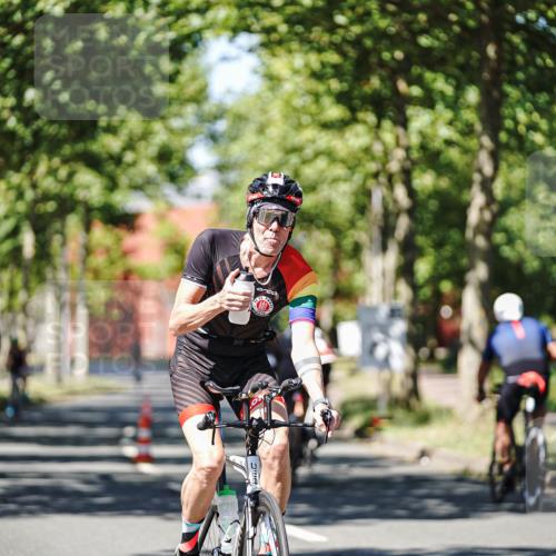 09.08.2026 - GEWOBA Citytriathlon Bremen Michael Burmester http://msf.ph/oto/9948714 09.08.2026 12:39:41 Radfahren 612, 693, 783, 834, 840, 871, 896, 923, 998 meine-sportfotos.de
