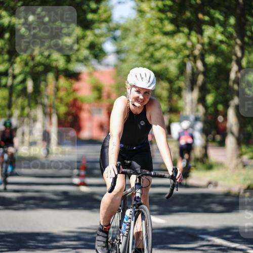 09.08.2026 - GEWOBA Citytriathlon Bremen Michael Burmester http://msf.ph/oto/9948719 09.08.2026 12:39:44 Radfahren 612, 693, 834, 840, 871, 896, 923, 998, 1154 meine-sportfotos.de